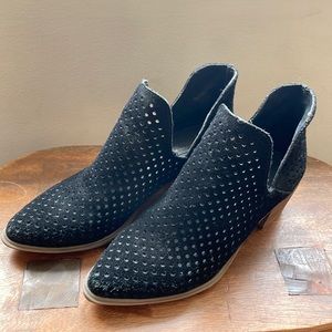 STEVEN BY STEVE MADDEN ANKLE BOOTS